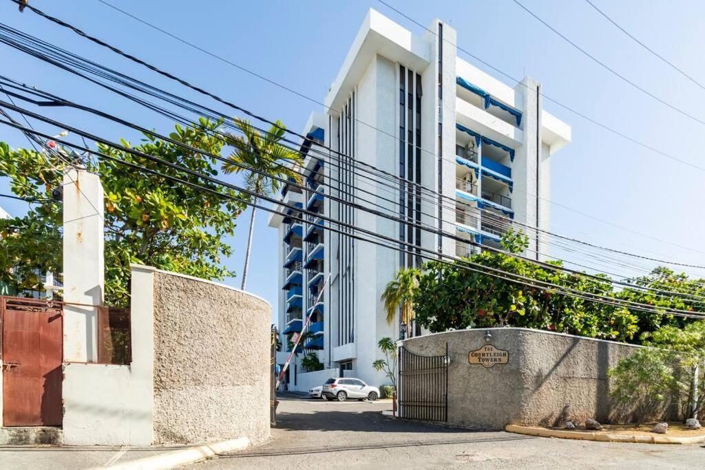 City Edge La Vie Kingston Esterno foto