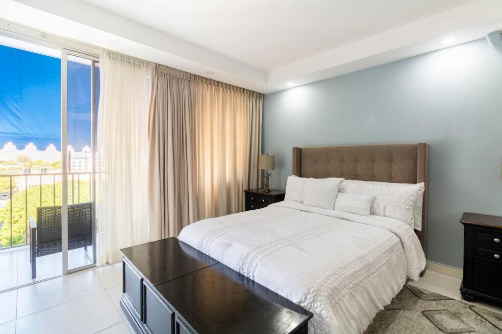 City Edge La Vie Kingston Esterno foto