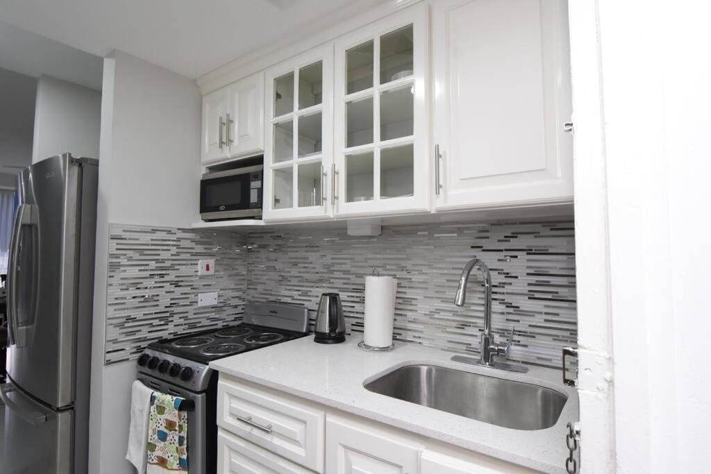 City Edge La Vie Kingston Esterno foto